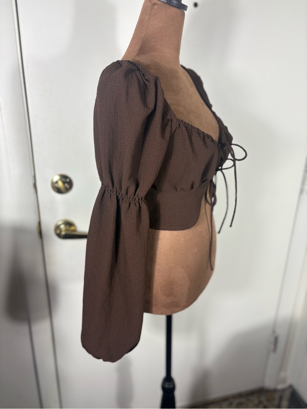 H&M Divided Women Sz S Brown Puff-Sleeve Sweetheart Crop Top with Front Tie - Picture 4 of 9